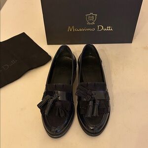 Massimo Dutti Women’s Classic Navy Tassel Loafers